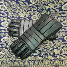 hema gauntlets